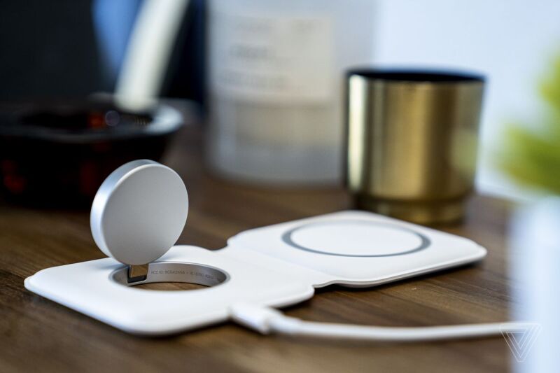 MagSafe Duo